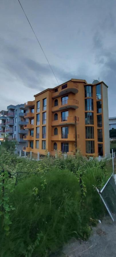 Rigandi Lejlighed Durrës Eksteriør billede